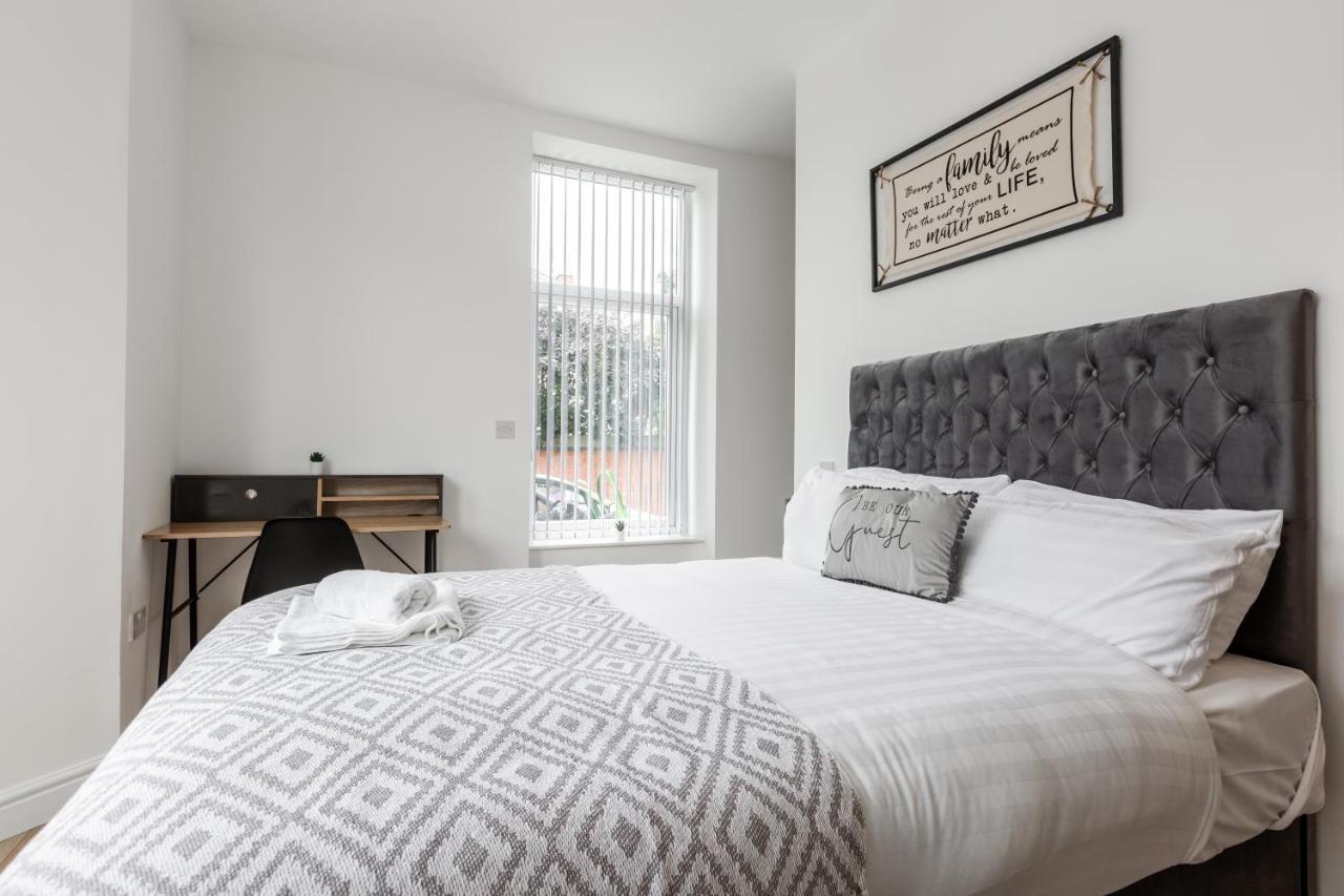 York Villas Free Parking Included Liverpool Exterior foto