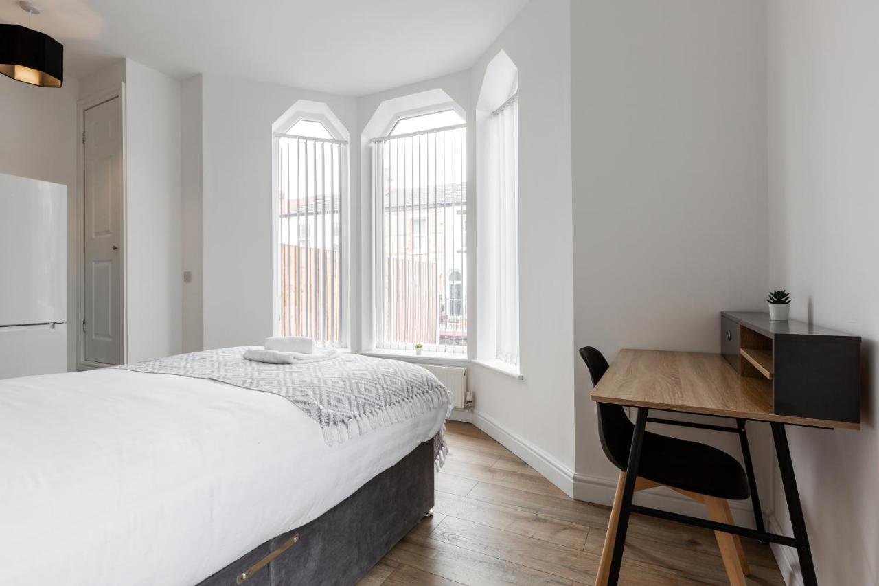 York Villas Free Parking Included Liverpool Exterior foto